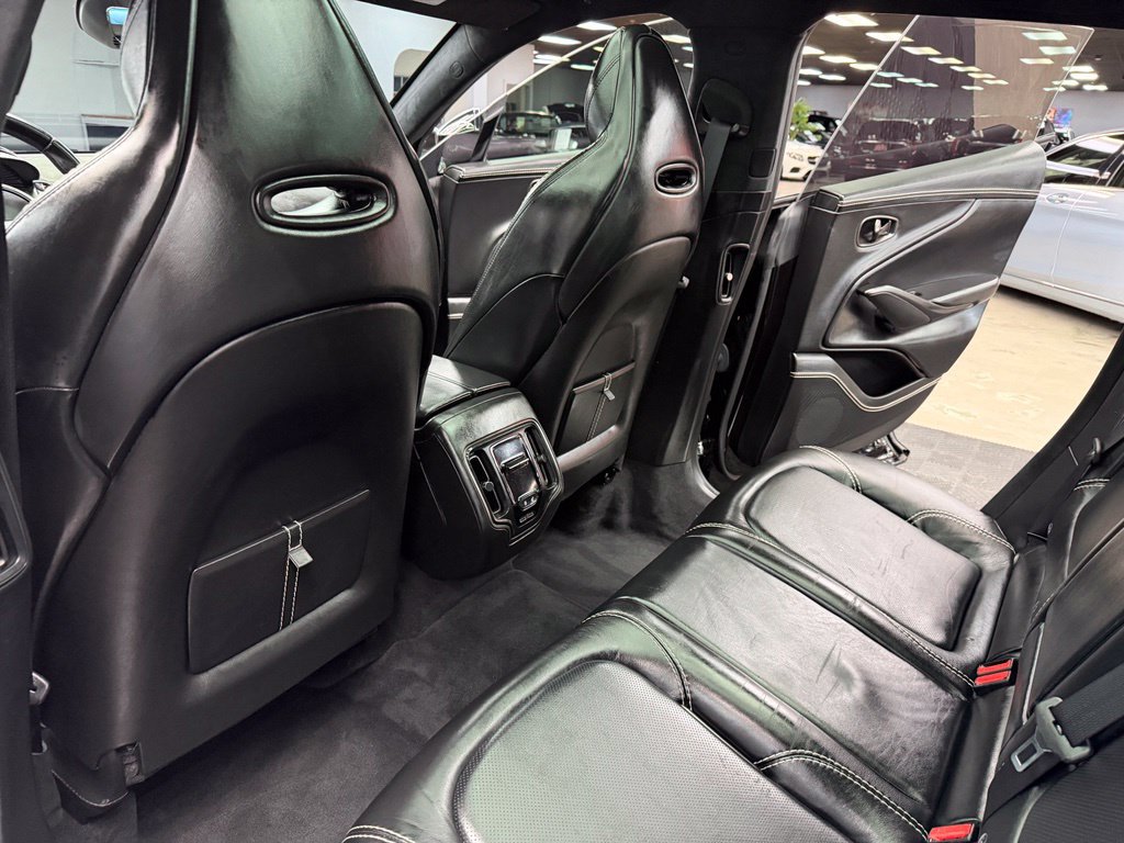 Used 2021 Aston Martin DBX AWD/4WD image 38