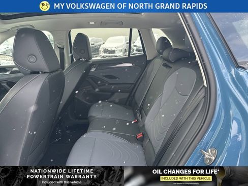 New 2026 Volkswagen Tiguan SE image 13