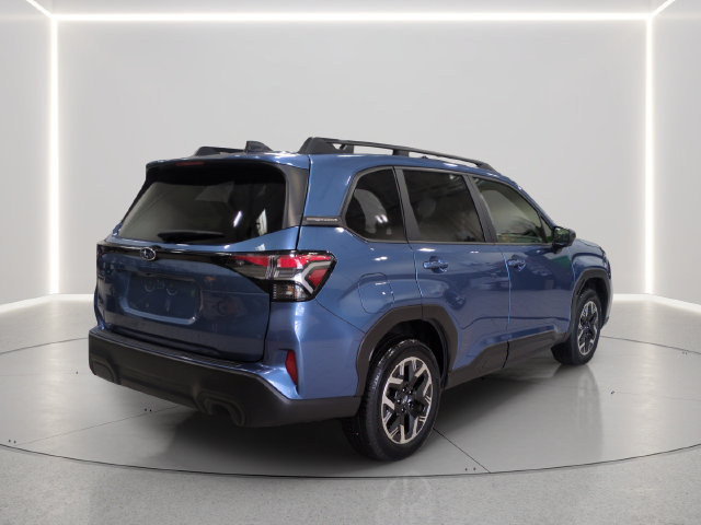 Certified 2025 Subaru Forester Premium AWD/4WD image 5
