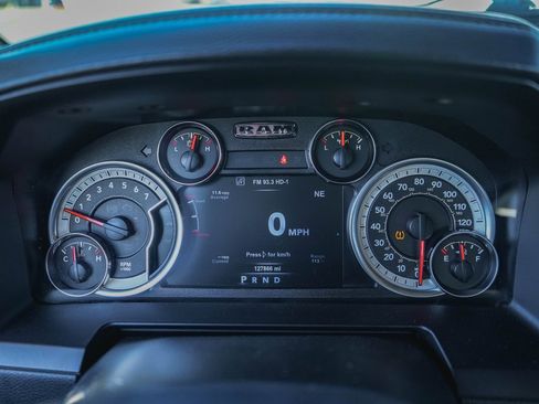 Used 2018 RAM 1500 Laramie image 5