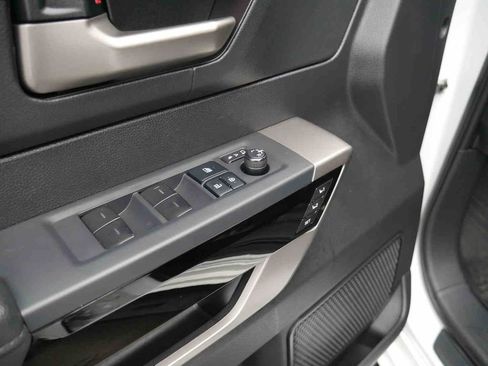 Used 2022 Toyota Tundra Limited image 25