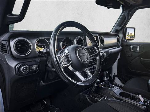 Used 2020 Jeep Gladiator Sport w/ Quick Order Package 24S AWD/4WD image 10