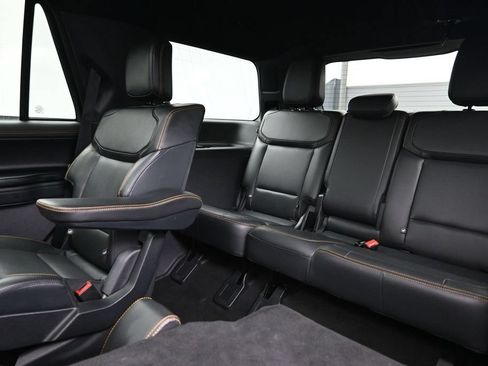 Used 2025 Ford Expedition Tremor AWD/4WD image 22