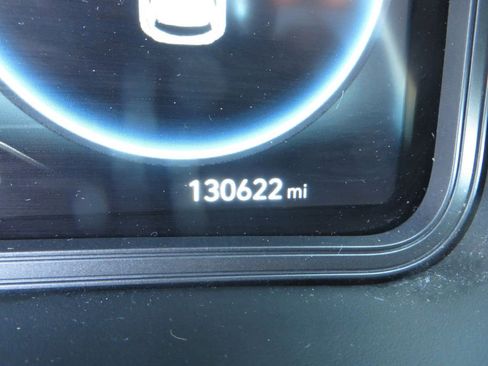 Used 2022 Hyundai Kona Limited image 18