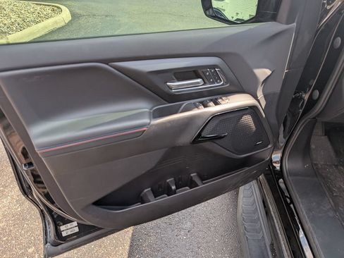 Used 2024 Chevrolet Silverado EV RST AWD/4WD image 15