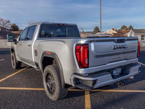 Used 2020 GMC Sierra 2500 Denali w/ Denali Ultimate Package image 6