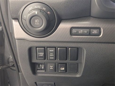 Used 2023 Nissan Titan PRO-4X w/ Pro-4x Convenience Package image 15