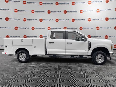 New 2026 Ford F250 XL w/ XL Chrome Package AWD/4WD image 1