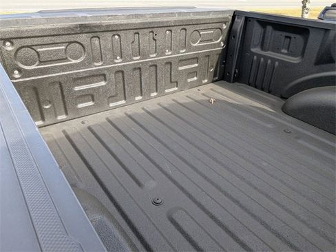 Used 2019 Ford F250 XLT w/ XLT Premium Package image 7