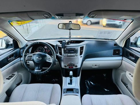 Used 2013 Subaru Outback 2.5i Premium AWD/4WD image 15