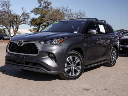 Used 2020 Toyota Highlander XLE