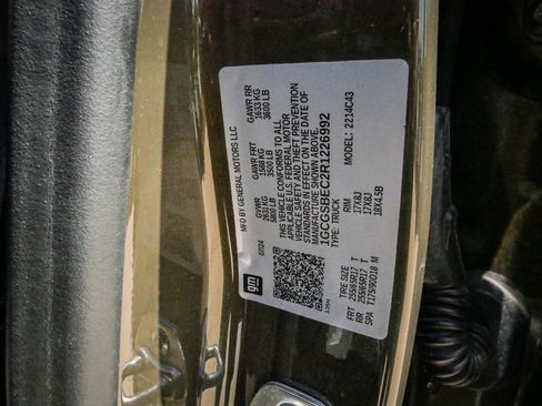 Used 2024 Chevrolet Colorado W/T RWD image 34