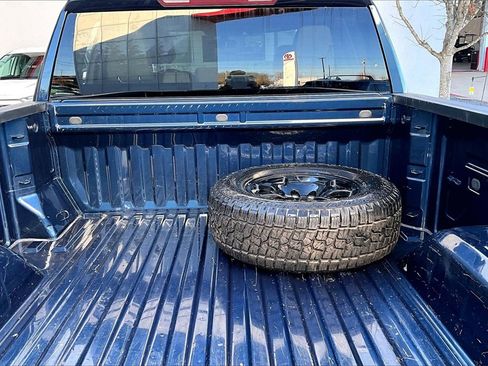 Used 2019 Chevrolet Silverado 1500 LT w/ All-Star Edition image 22