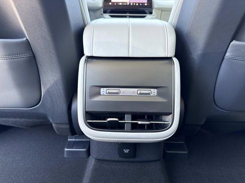 New 2026 Lincoln Nautilus Premier w/ Equipment Group 102A AWD/4WD image 16
