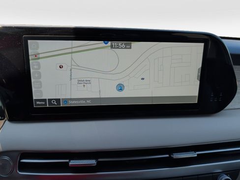 Used 2025 Hyundai Palisade Calligraphy image 17