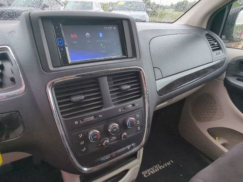 Used 2013 Dodge Grand Caravan SE FWD image 15