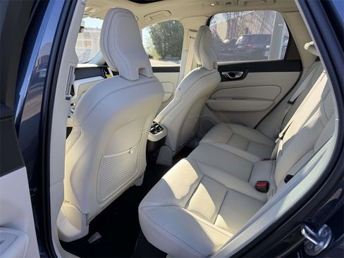 New 2026 Volvo XC60 B5 Ultra w/ Protection Package Premier image 14