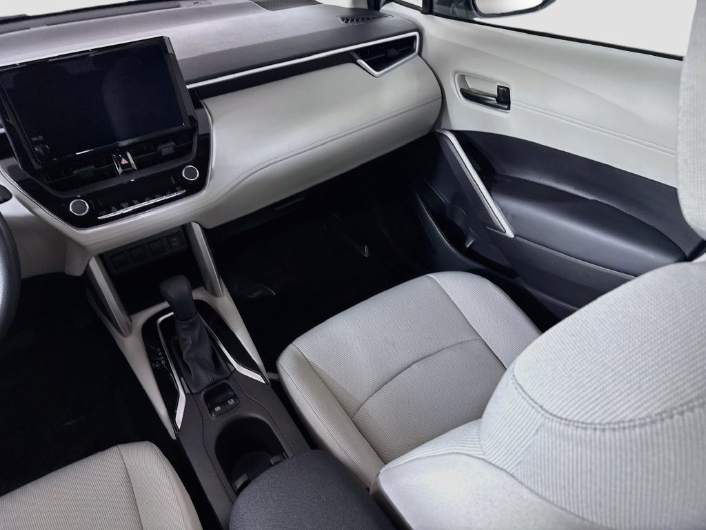 Certified 2025 Toyota Corolla Cross L FWD image 25