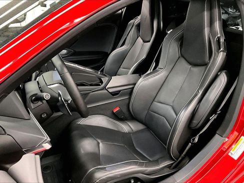 Used 2021 Chevrolet Corvette Stingray Coupe w/ 1LT RWD image 22