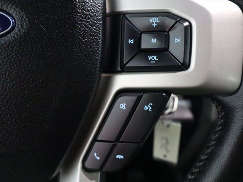Used 2017 Ford F250 Lariat w/ Tow Technology Bundle AWD/4WD image 40