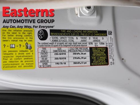 Used 2021 Porsche Macan AWD/4WD image 42