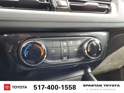 Used 2025 Chevrolet TrailBlazer LT image 19