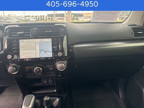 Used 2024 Toyota 4Runner TRD Off-Road Premium AWD/4WD image 23