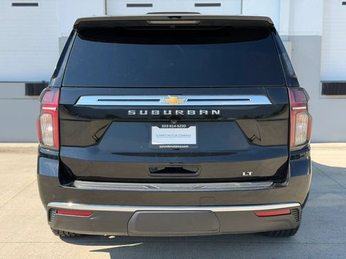 Used 2021 Chevrolet Suburban LT w/ LT Signature Package AWD/4WD image 5