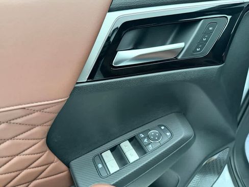 New 2026 Mitsubishi Outlander SEL image 15