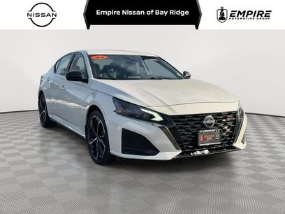 Used 2024 Nissan Altima 2.5 SR
