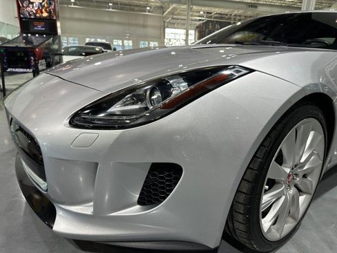 Used 2015 Jaguar F-TYPE S RWD image 21