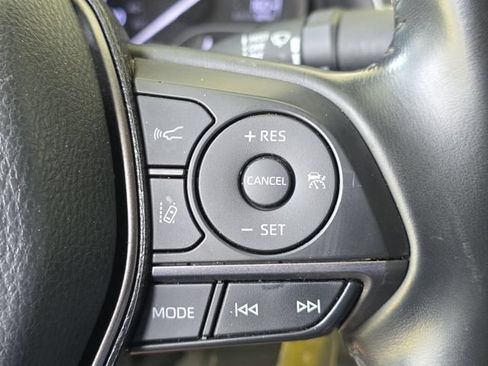 Used 2023 Toyota Camry SE FWD image 22