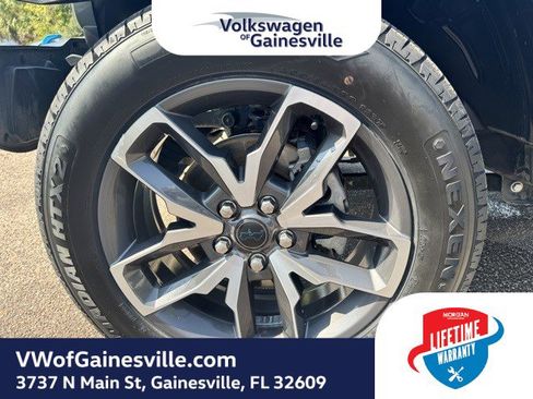 Used 2024 Jeep Wrangler Sport S image 29