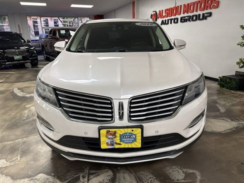 Used 2018 Lincoln MKC Reserve FWD image 2