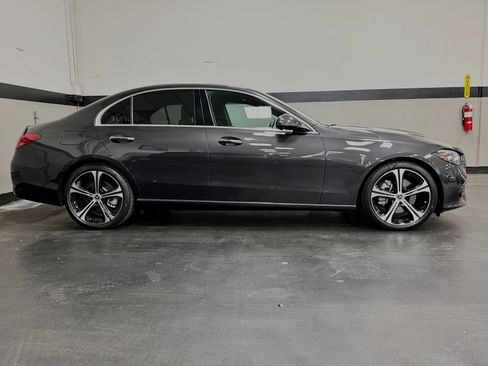 Used 2024 Mercedes-Benz C 300 4MATIC Sedan image 5