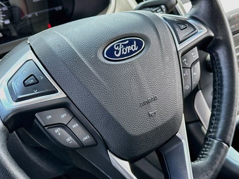 Used 2017 Ford Edge SEL w/ Equipment Group 201A AWD/4WD image 12