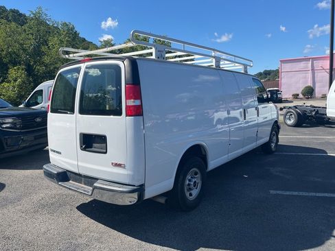 Used 2019 GMC Savana 2500 Work Van image 3