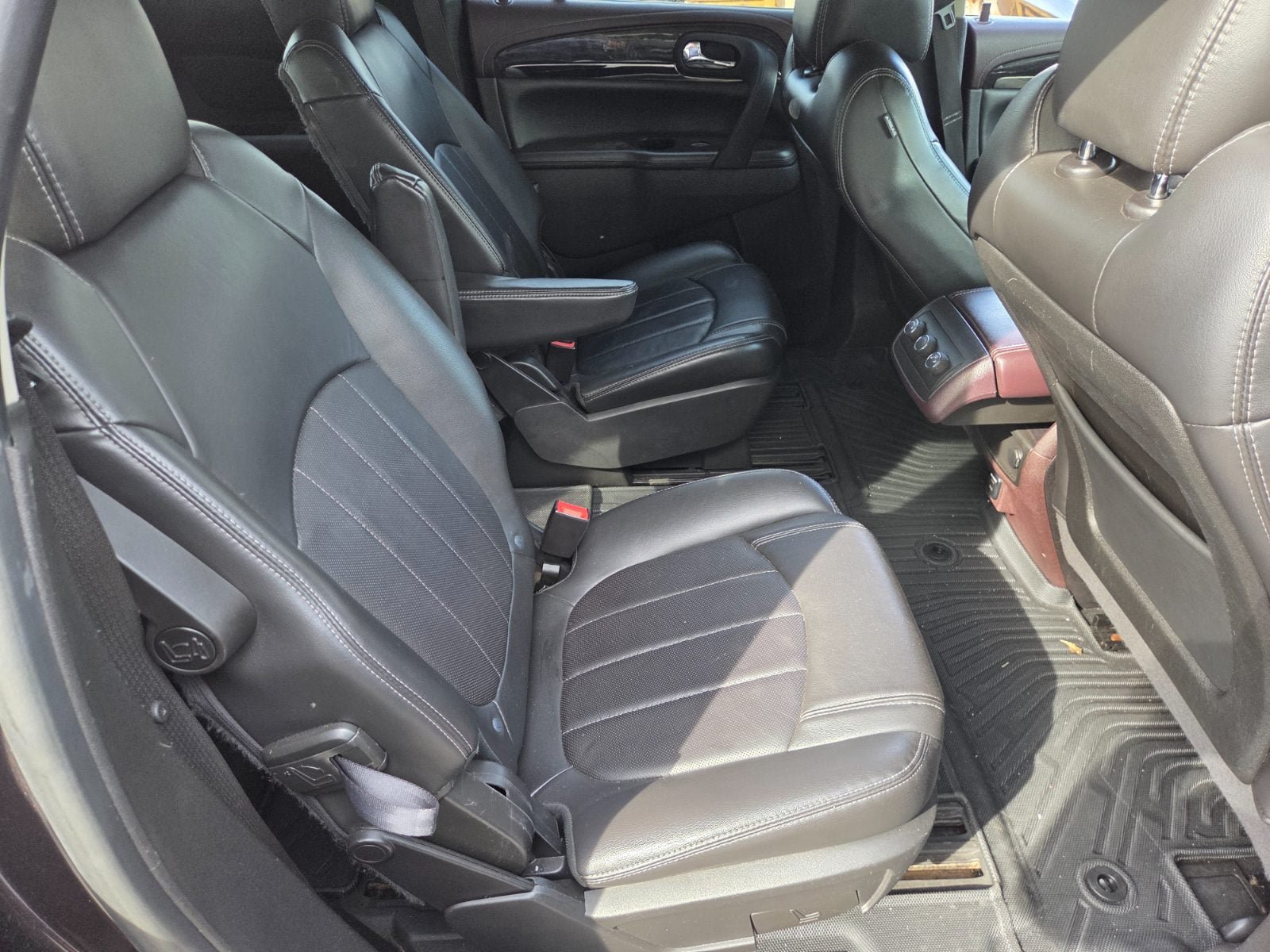 Used 2016 Buick Enclave Leather AWD/4WD image 12