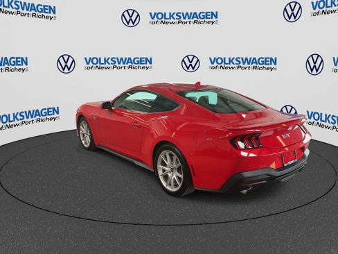 Used 2025 Ford Mustang GT Premium RWD image 6