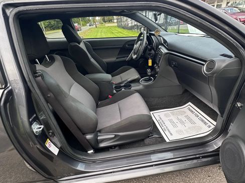 Used 2015 Scion tC image 23