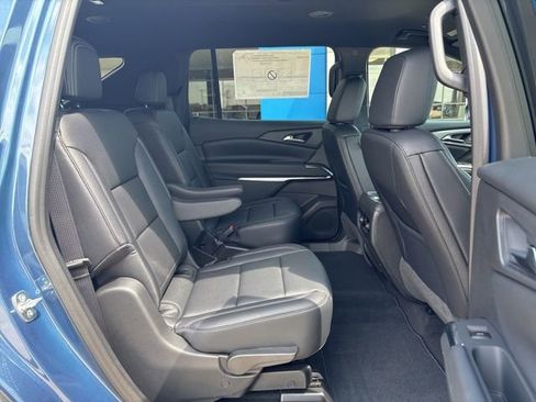 New 2026 Chevrolet Traverse LT w/ Driver Confidence Package AWD/4WD image 21