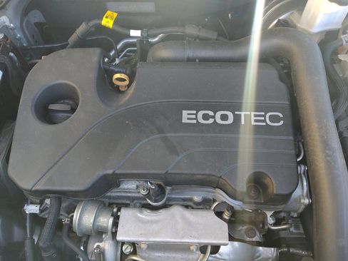 Used 2020 GMC Terrain SLE image 30