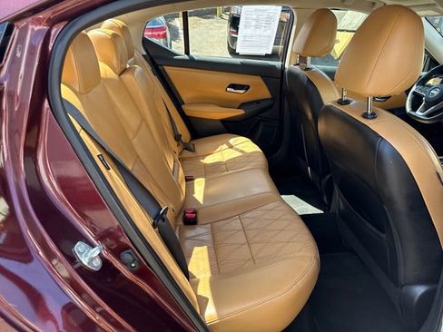 Used 2022 Nissan Sentra SV w/ SV Premium Package FWD image 10