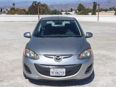 Used 2011 MAZDA MAZDA2 Sport FWD image 2