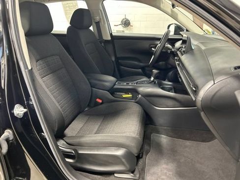 Certified 2023 Honda HR-V LX image 14