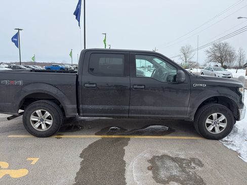 Used 2015 Ford F150 XLT image 2