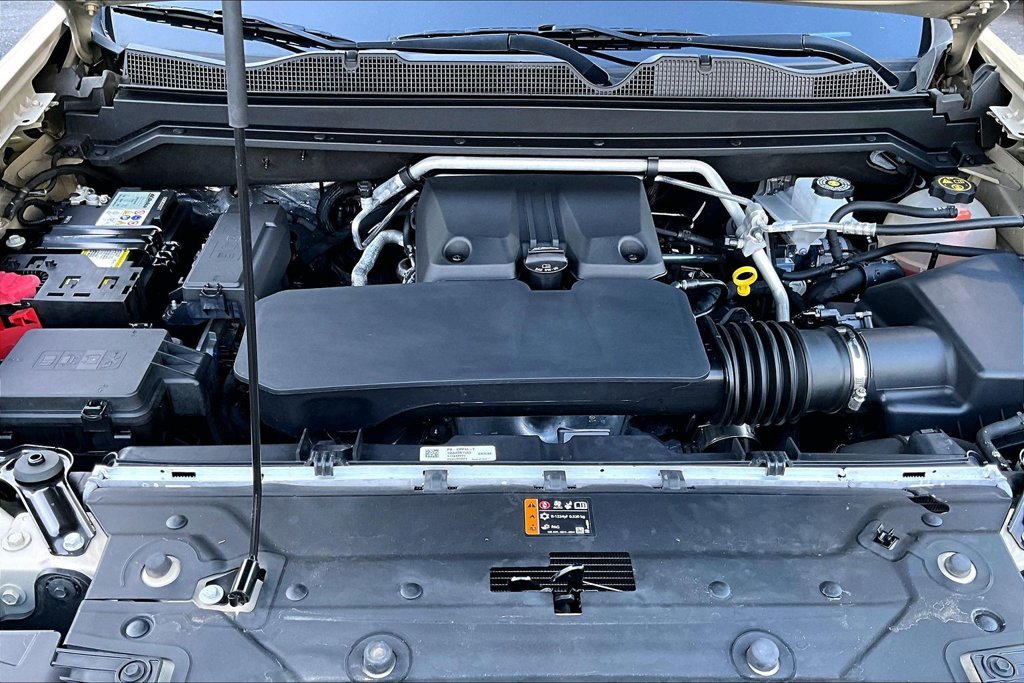 Used 2023 Chevrolet Colorado Z71 w/ Z71 Convenience Package 2 AWD/4WD image 23