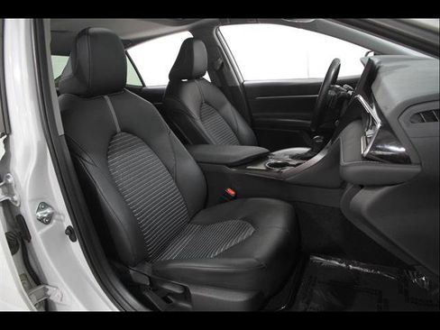 Used 2023 Toyota Camry SE w/ Audio Upgrade Package FWD image 15