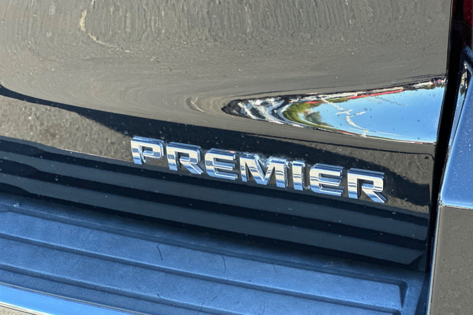 Used 2020 Chevrolet Tahoe Premier AWD/4WD image 49