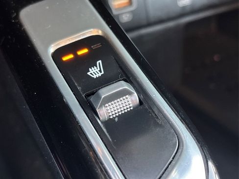 Used 2022 Kia Sorento SX image 33